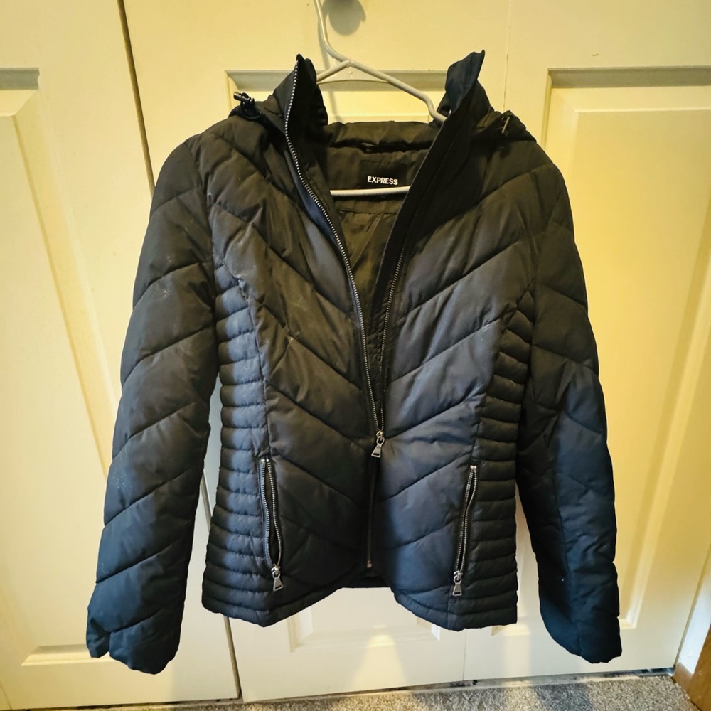 Express women’s black puffer jacket 
(Medium)
